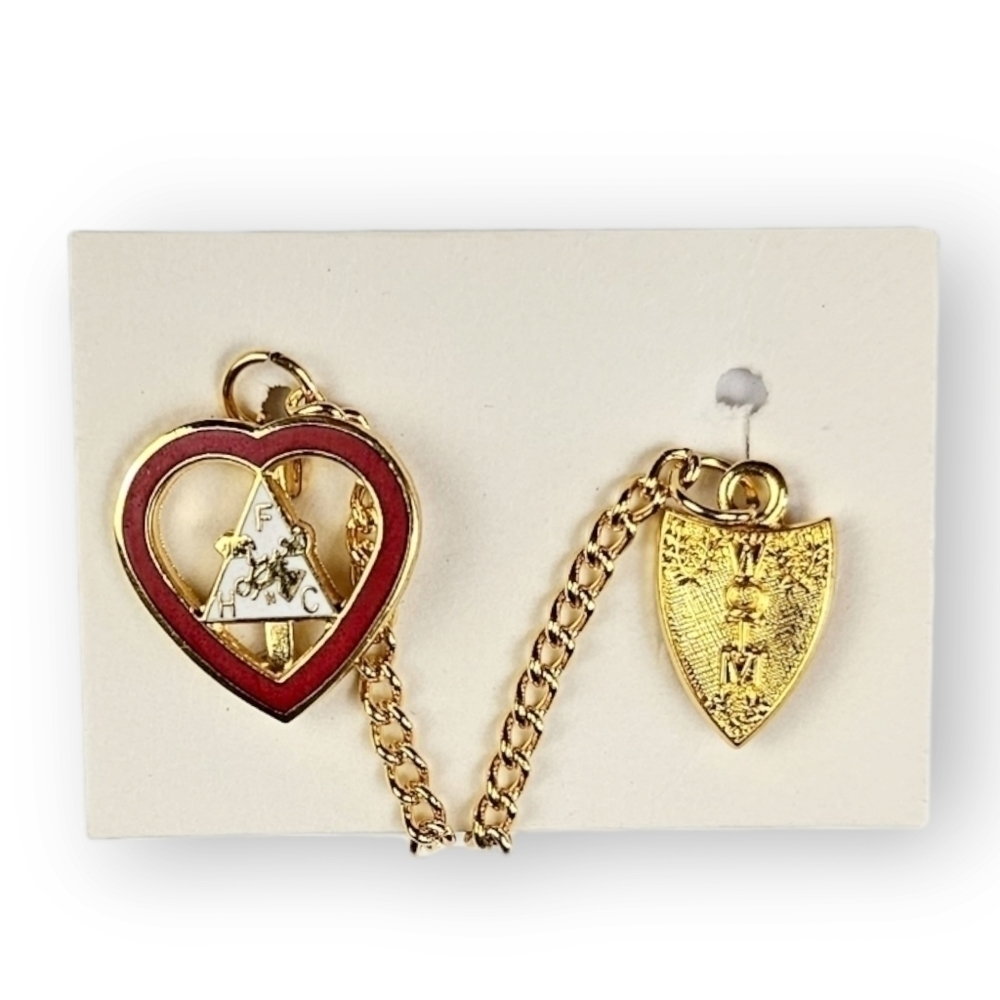 WOMEN Of The Moose Brooch Heart Shield WOTM Enamel Gold Plate Attached Chain Vtg